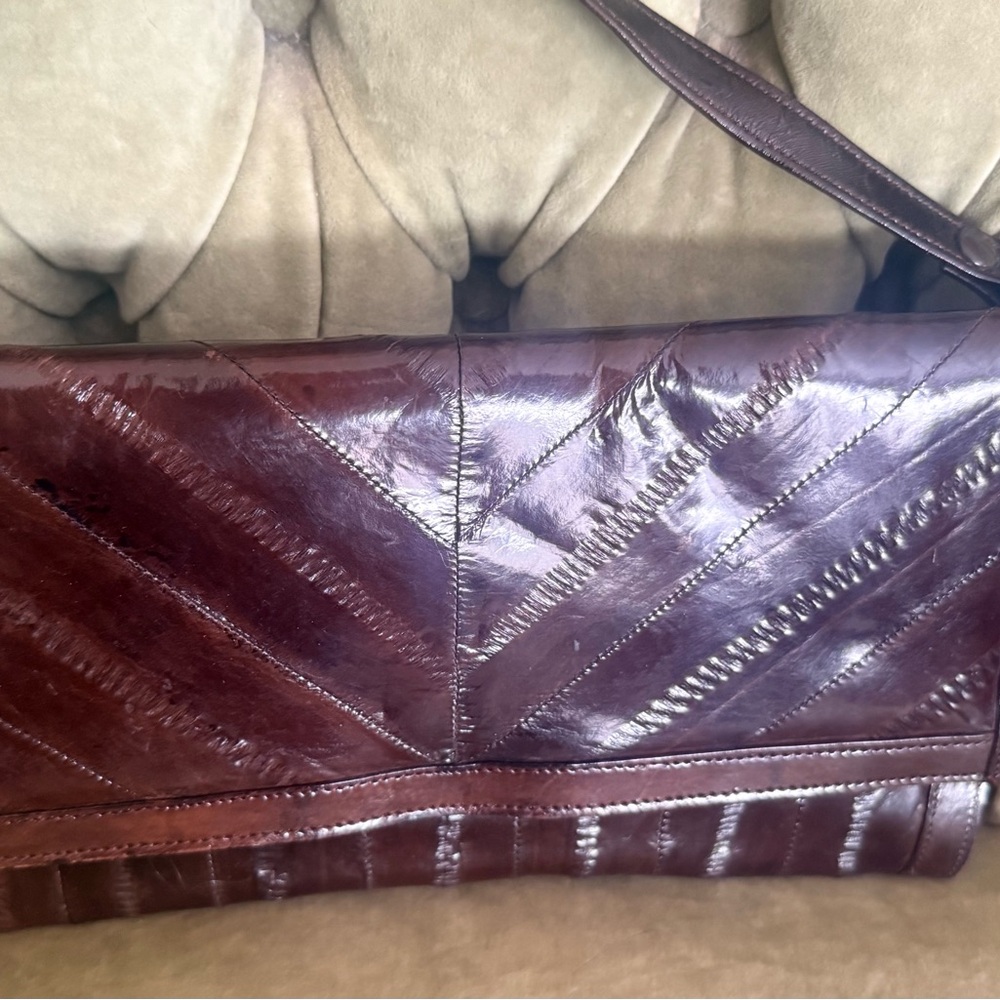 Vintage Victory Hook PK 3940 Genuine Eel Skin Brown Clutch Crossbody